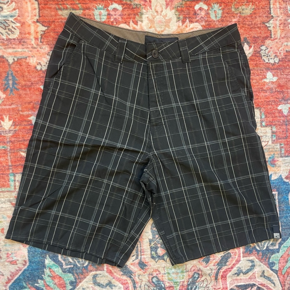 ONEILL Black Plaid Shorts Sz 34